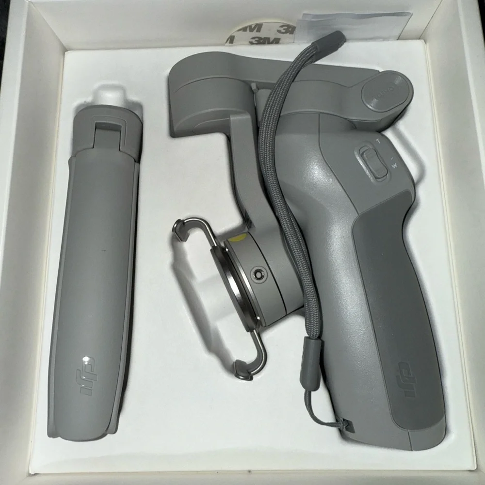 DJI OM 4 Smartphone Stabilizer - Picture 3 of 7